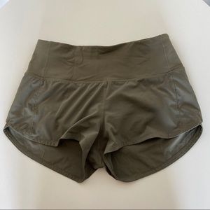 Lululemon Speed Up Short High Rise 2.5 in
